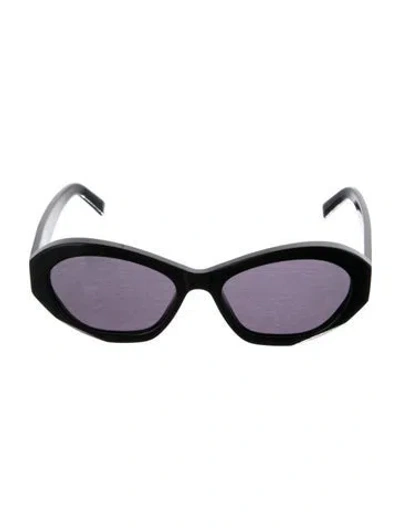 Pre-owned Givenchy Cat-eye Tinted Sunglasses In Black