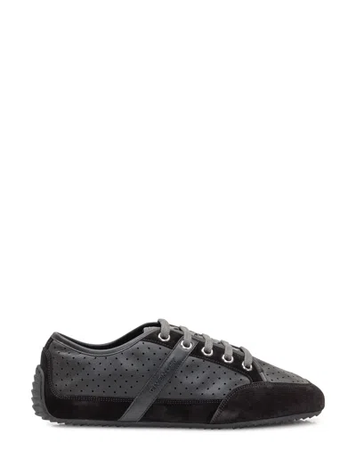 Givenchy Chic Leather Sneakers In Black