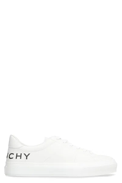 Givenchy City Sport Leather Sneakers In Bianco