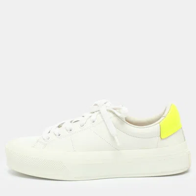 Pre-owned Givenchy City Sport Size 35.5 White Leather Low Top Sneakers