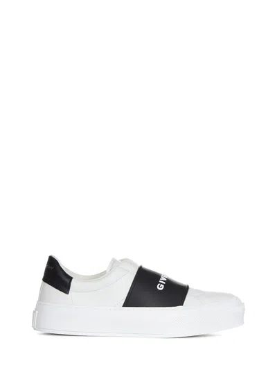Givenchy City Sport Trainers In White