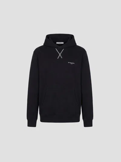 Givenchy Classic Short Sleeve T-shirt In Black