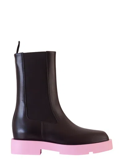 Givenchy Color-block Round Boot For Women In Black