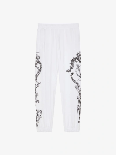 Givenchy Crest Jogger Trousers In Fleece In White