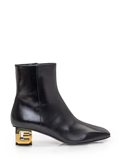 Givenchy 50mm Logo-plaque Leather Boots In Black