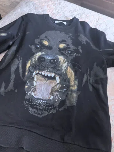 Pre-owned Givenchy Dog Graphic Sweatshirt Size S In Black