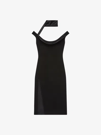 Givenchy Dress In Wool With Swallow Collar In Black