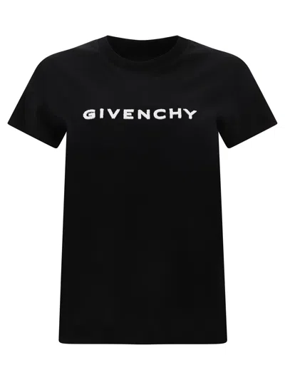 Givenchy Effortless Style: Modern Black T-shirt For Women