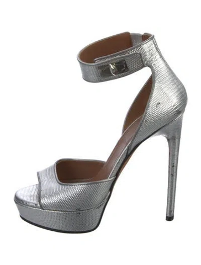 Pre-owned Givenchy Embossed Leather Animal Print Pumps In Silver