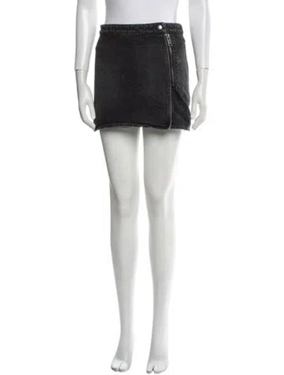 Pre-owned Givenchy Embroidered Accent Mini Skirt In Black