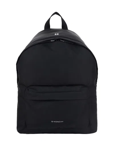 Givenchy Essential U Backpack In Black
