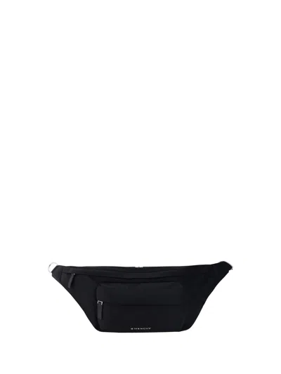 Givenchy Essential U Bumbag In Black