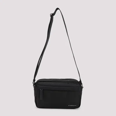 GIVENCHY GIVENCHY ESSENTIAL U SHOULDER BAG