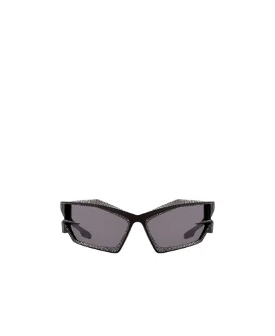 Givenchy Eyewear Cat-eye Sunglasses In Gray