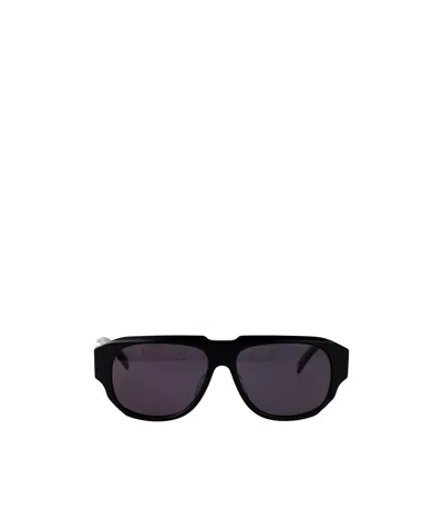 Givenchy Eyewear Square Frame Sunglasses In Black