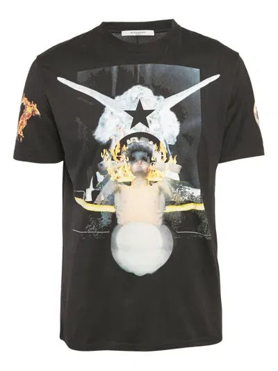 Pre-owned Givenchy Fire Star Print T-shirt In Black