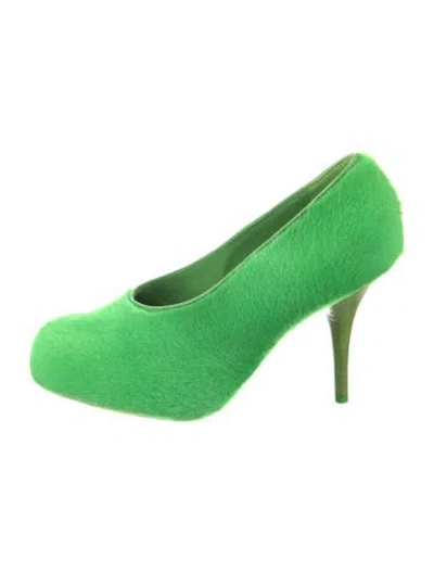 Pre-owned Givenchy Fur Pumps In Green