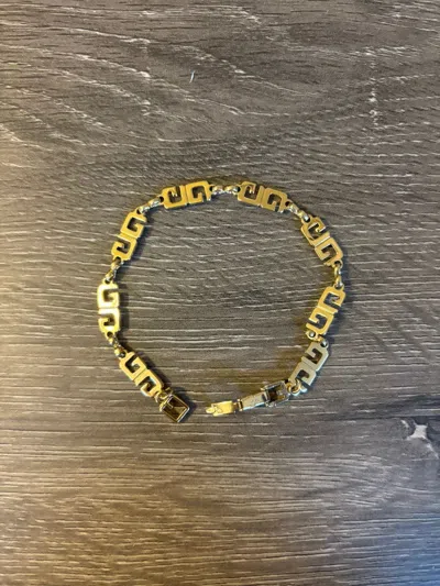 Pre-owned Givenchy “g” Bracelet In Gold