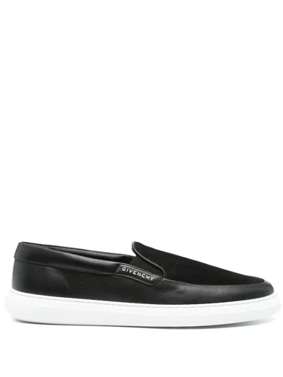 Givenchy G Set Sneakers In Black