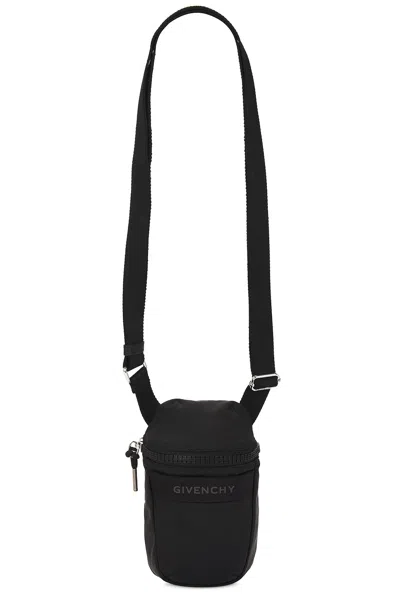 Givenchy G Trek Phone Pouch In Black