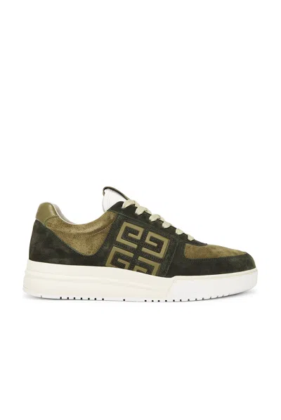 Givenchy G4 Low Top Sneaker In Green