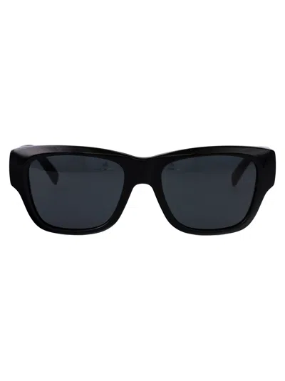 Givenchy Geometrical Sunglasses Gv40131 I 01 A In Black