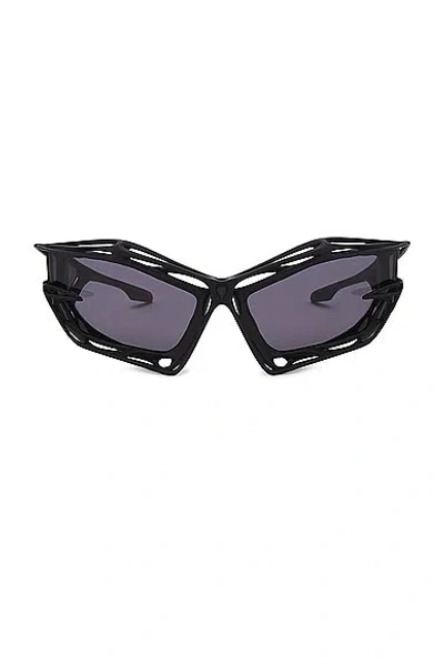 Givenchy Giv Cut Cage Sunglasses In Black