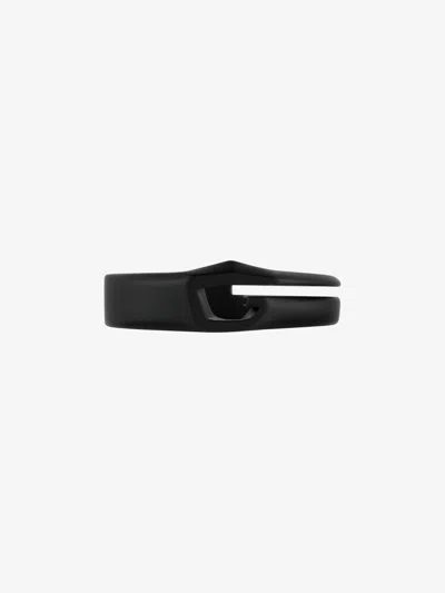Givenchy Giv Cut Ring In Metal And Enamel In Black