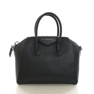 Pre-owned Givenchy Goat Leather Antigona Medium In Black