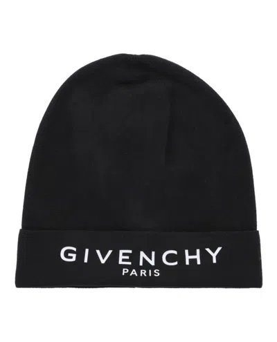 Givenchy Graphic Logo Beanie Crafted From Cotton And Cashmere Blend In Black