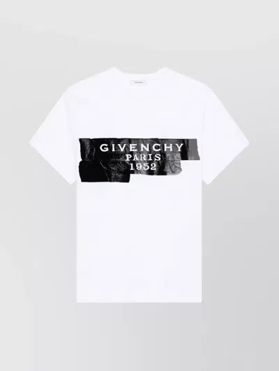 Givenchy Graphic Print Crew Neck Short Sleeve Top In White