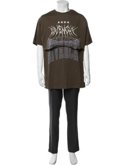 Pre-owned Givenchy Graphic Print Crew Neck T-shirt W/ Tags In Green