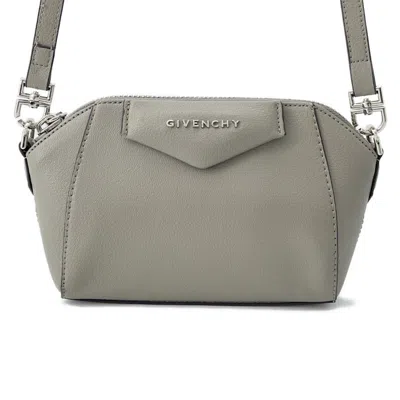 Pre-owned Givenchy Gray Leather Shoulder Bag ()