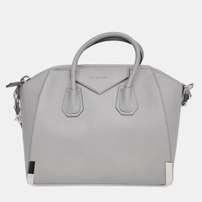 Pre-owned Givenchy Grey Leather Antigona Medium In Gray