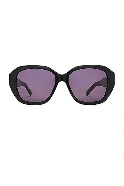 Givenchy Gv Day Sunglasses In Shiny Black & Smoke