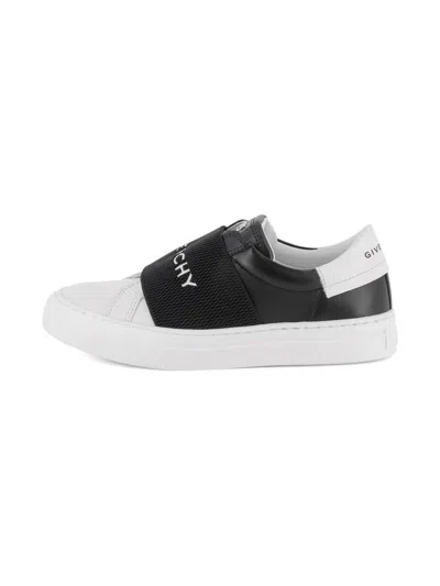 Givenchy Kids Mini Sophisticated Strap Sneakers For Boys In Black