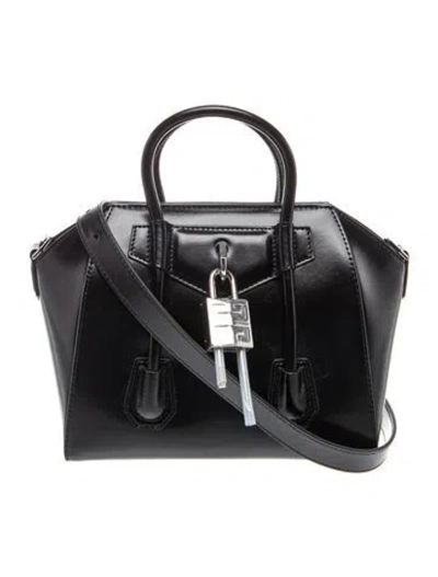Pre-owned Givenchy Leather Antigona In Black
