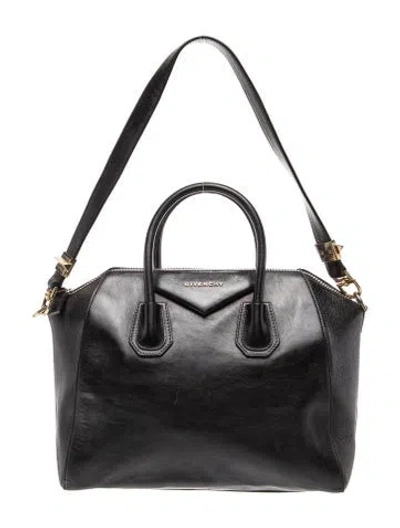 Pre-owned Givenchy Leather Antigona Medium In Black