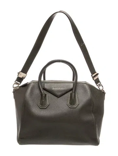 Pre-owned Givenchy Leather Antigona Medium In Black