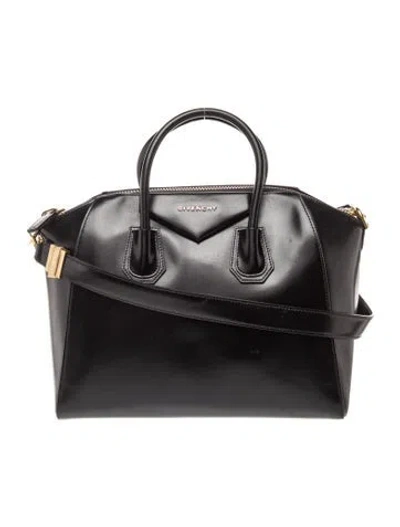 Pre-owned Givenchy Leather Antigona Medium In Black