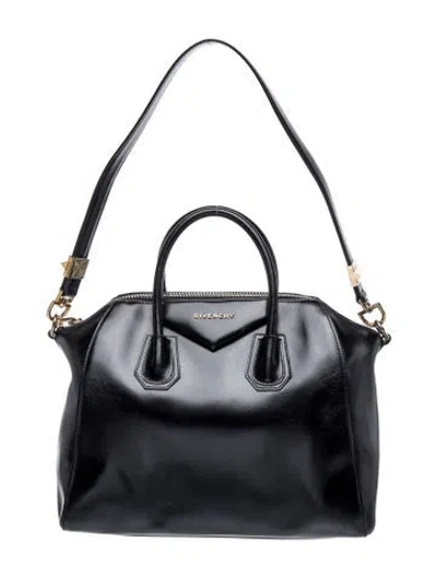Pre-owned Givenchy Leather Antigona Medium In Black