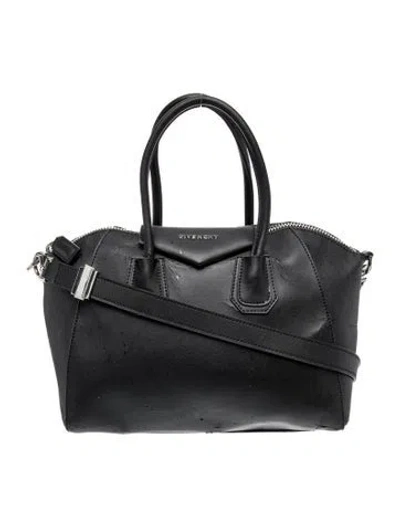 Pre-owned Givenchy Leather Antigona Soft Medium In Black