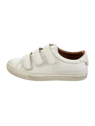 Pre-owned Givenchy Leather Athletic Sneakers In Neutral