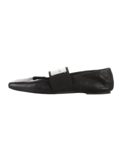 Pre-owned Givenchy Leather Ballet Flats In Black