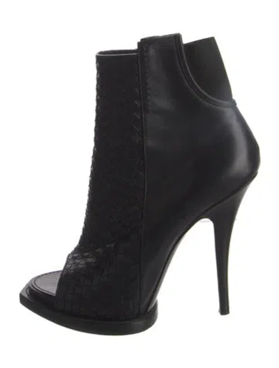 Pre-owned Givenchy Leather Boots In Black