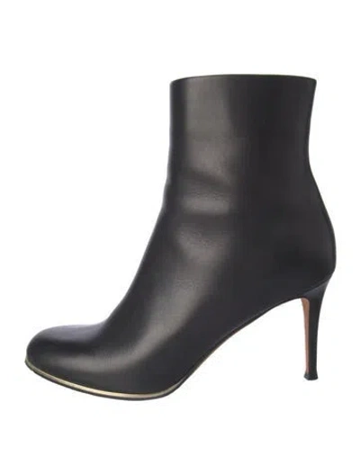 Pre-owned Givenchy Leather Boots In Black