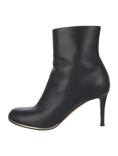 Pre-owned Givenchy Leather Boots In Black