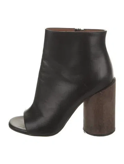 Pre-owned Givenchy Leather Boots In Black
