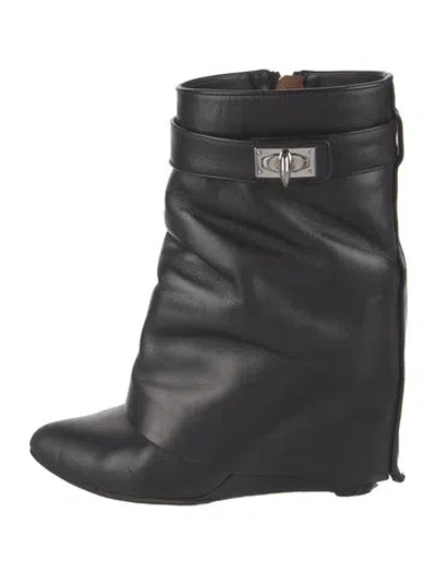 Pre-owned Givenchy Leather Boots In Black