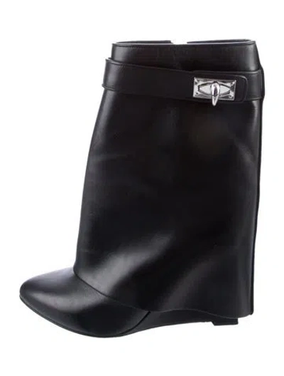 Pre-owned Givenchy Leather Boots In Black